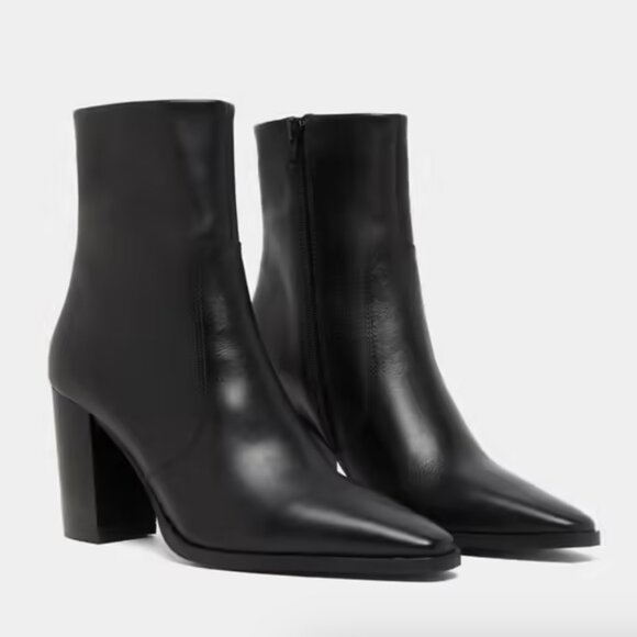 Black Ankle Boots Jonak Paris | Size 9 | Great Condition - Picture 1 of 7